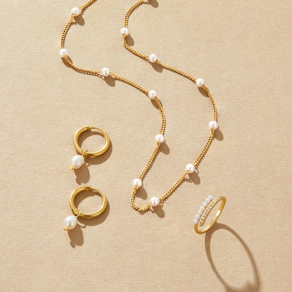 Nura Pearl Gold Necklace