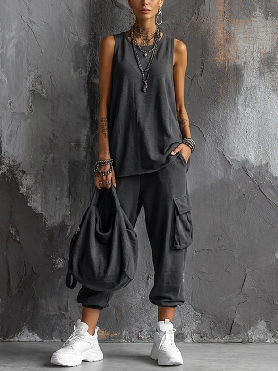 Noemi | A casual outfit with an urban feel